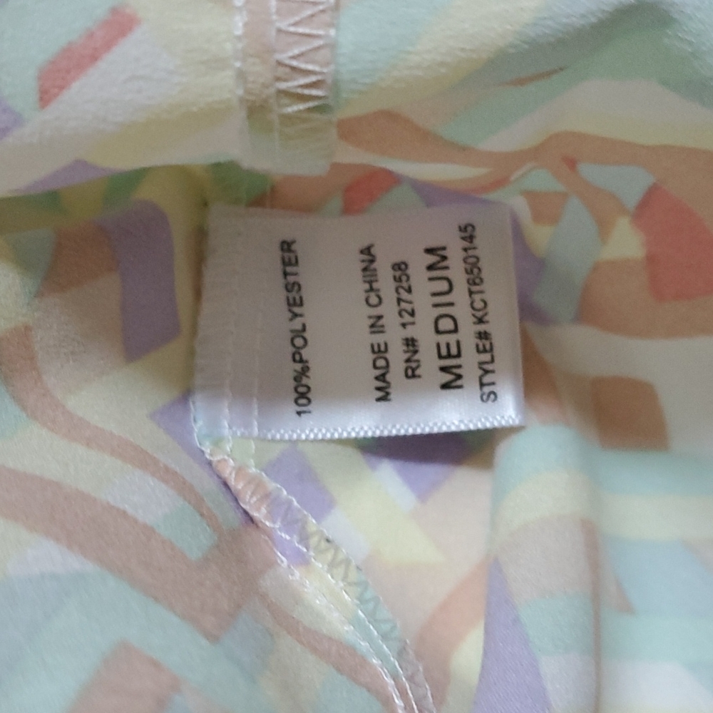 Emmelee Color Block Shell Top M - Picture 5 of 6